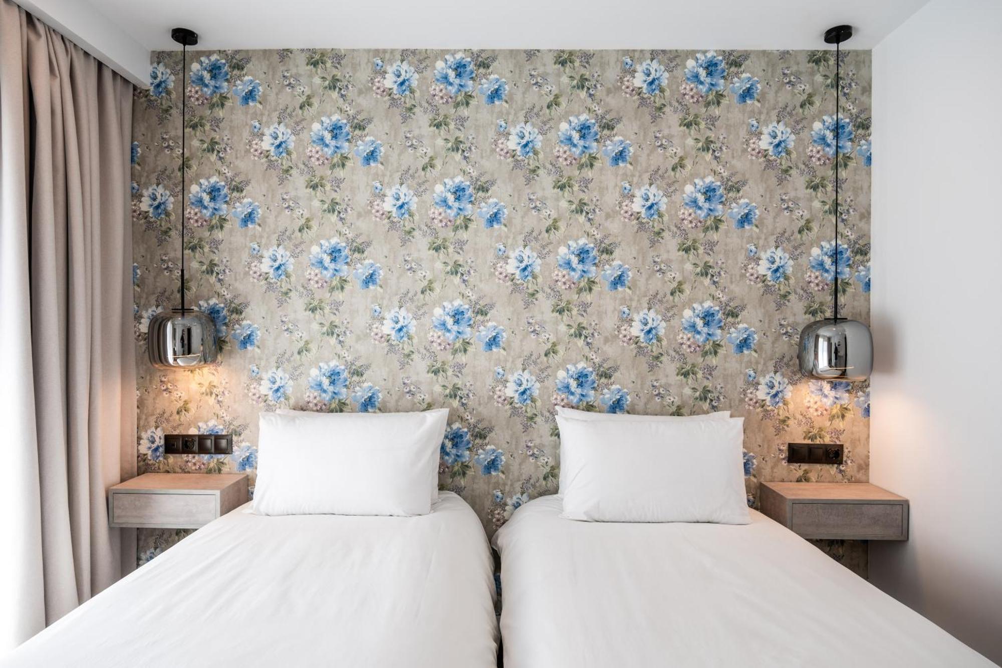 The Orange House Boutique Hotel And Upstairs Rooftop Bar Center Of La Cala De Mijas 100M From The Beach Luaran gambar
