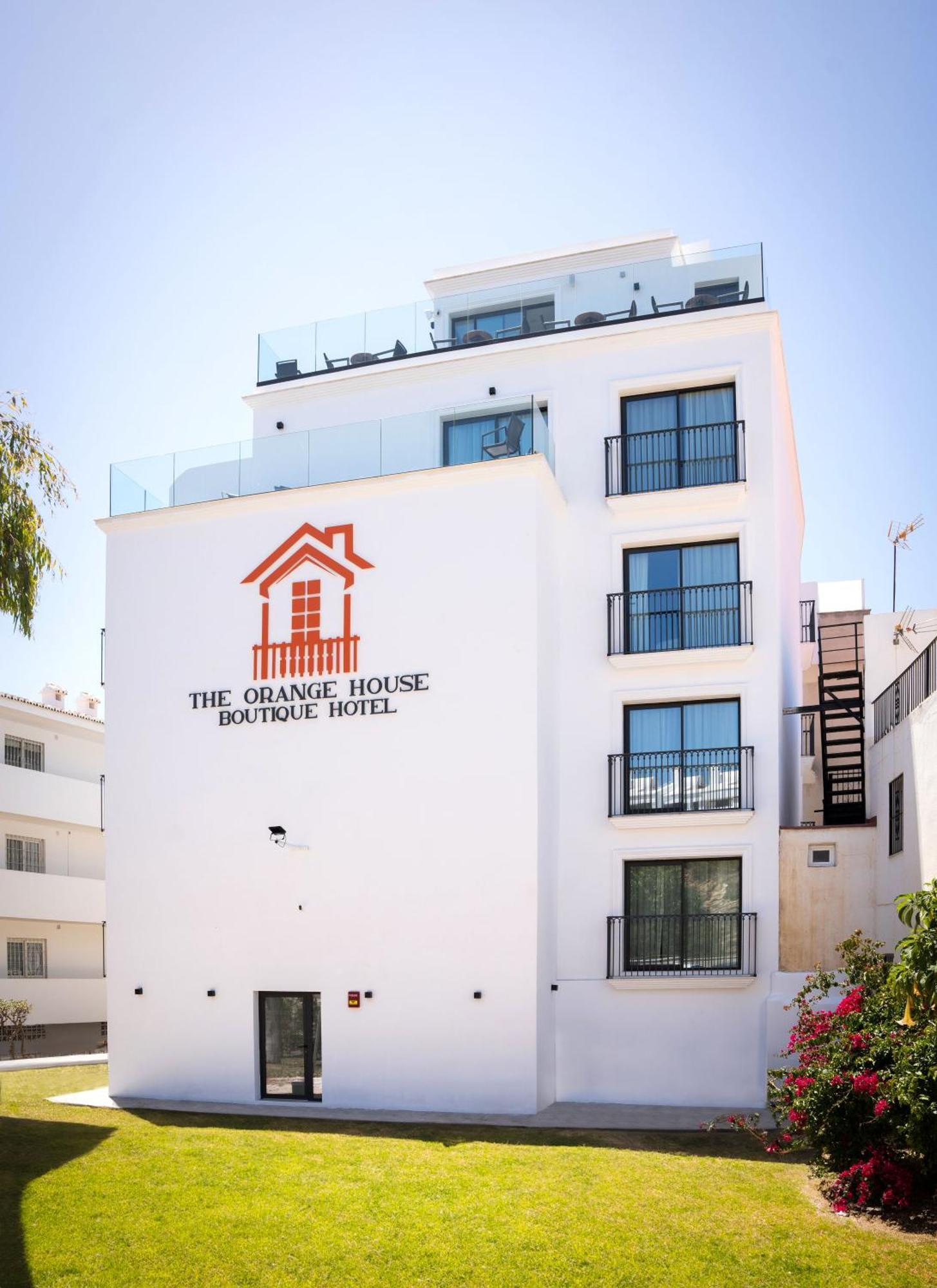The Orange House Boutique Hotel And Upstairs Rooftop Bar Center Of La Cala De Mijas 100M From The Beach Luaran gambar