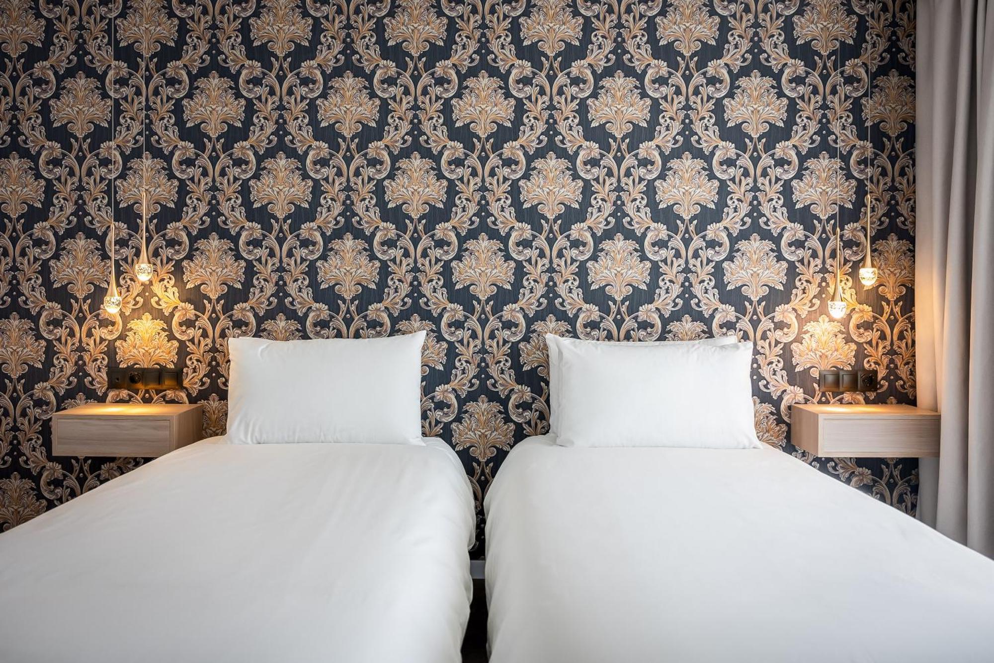 The Orange House Boutique Hotel And Upstairs Rooftop Bar Center Of La Cala De Mijas 100M From The Beach Luaran gambar